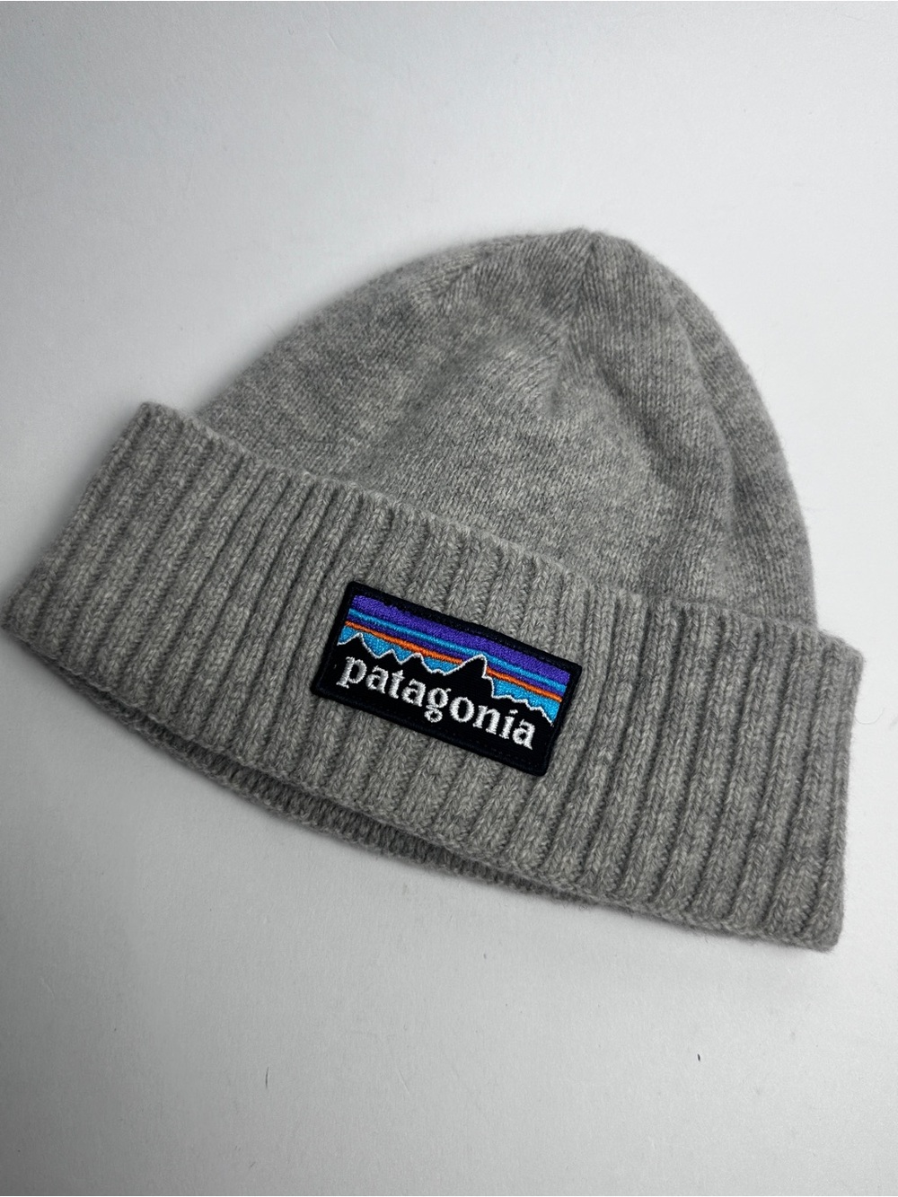 Patagonia Brodeo Beanie Gray Wool Blend Logo Cuffed Knit Hat Style 29206